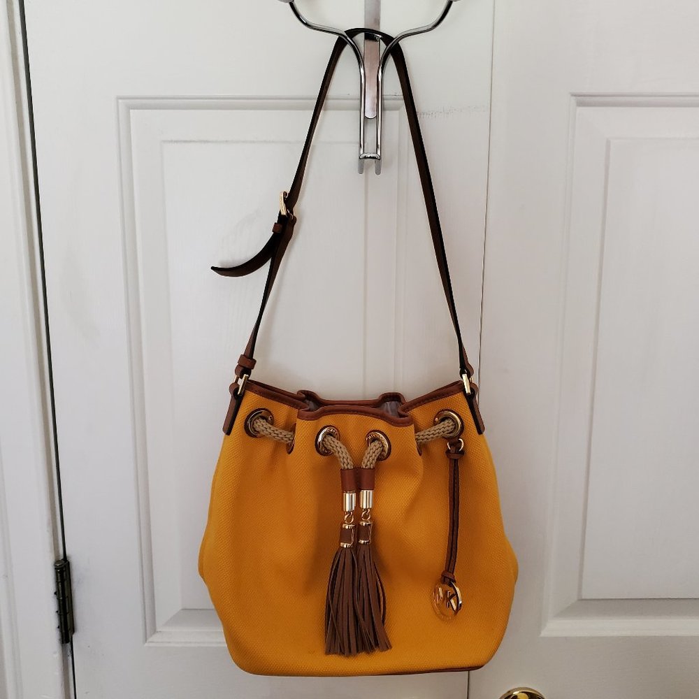 Michael Kors Shoulder and Crossbody Bag *NEW